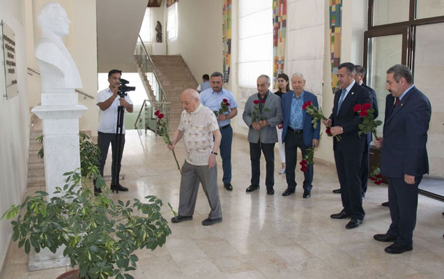 nerimanov-rayonunda-qurtulus-gunu-ile-bagli-tedbir