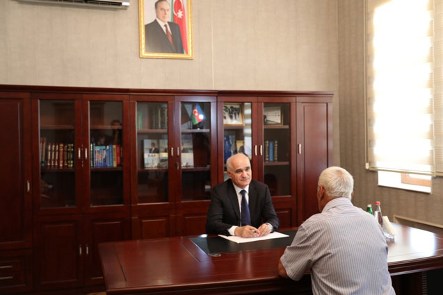 nazir-agcabedide-vetendaslari-qebul-edib