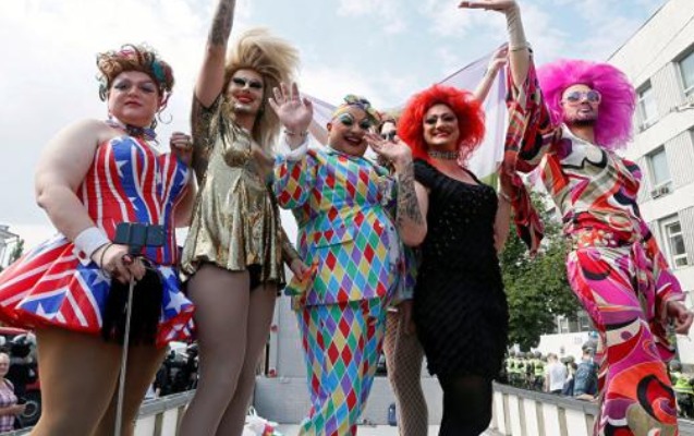 kiyevde-gey-parad-kecirilib