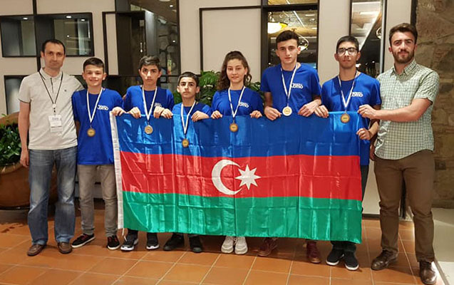 azerbaycanli-sagirdlerin-daha-bir-uguru