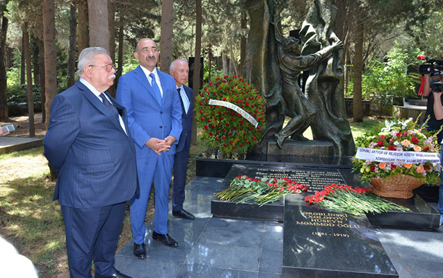 ereblinskinin-qebirustu-abidesinin-acilisi-oldu