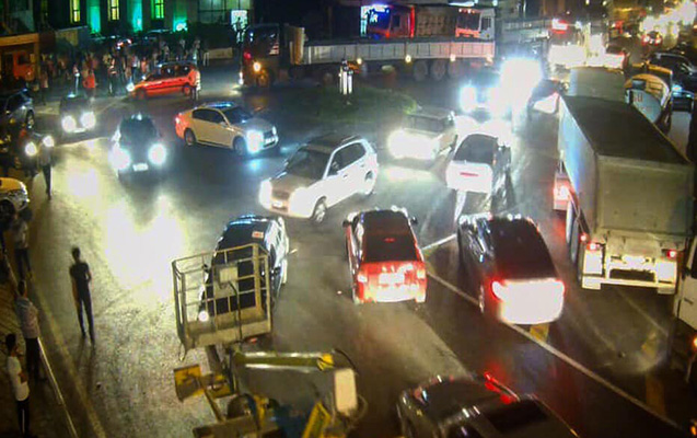 bakida-yuk-masini-asdi