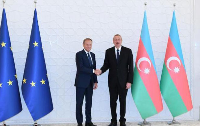 prezident-ve-donald-tusk-metbuata-beyanatlarla-cixis-edibler