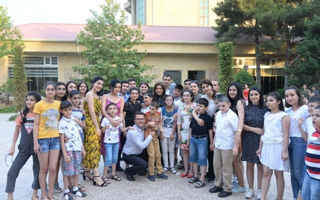 xususi-qaygiya-ehtiyaci-olan-usaqlar-ucun-eylence-teskil-edilib