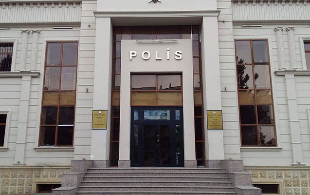 bakida-polis-ecnebi-vetendasa-komek-etdi