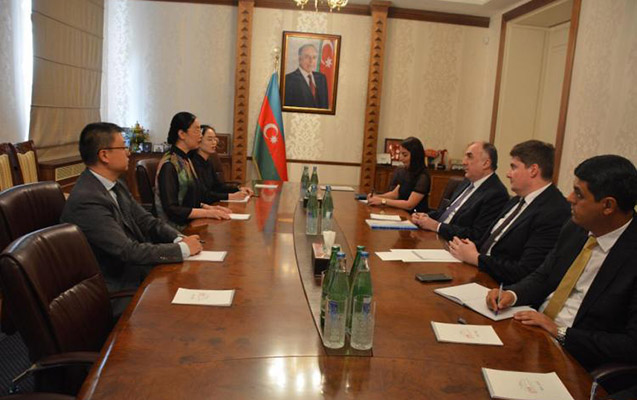 memmedyarov-cinli-sefiri-qebul-etdi