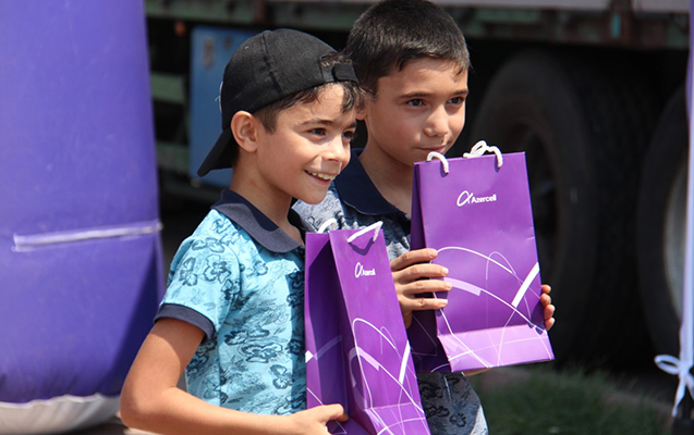 azercell-in-reqemsal-dunyasini-bolgenizde-gozleyin