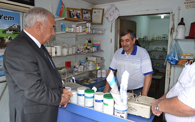 ali-aliyev-sakinlerle-gorusdu