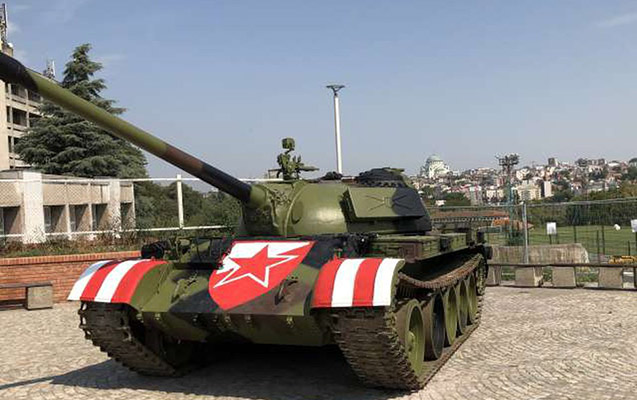 cl-oyunundan-once-stadiona-tank-getirdiler