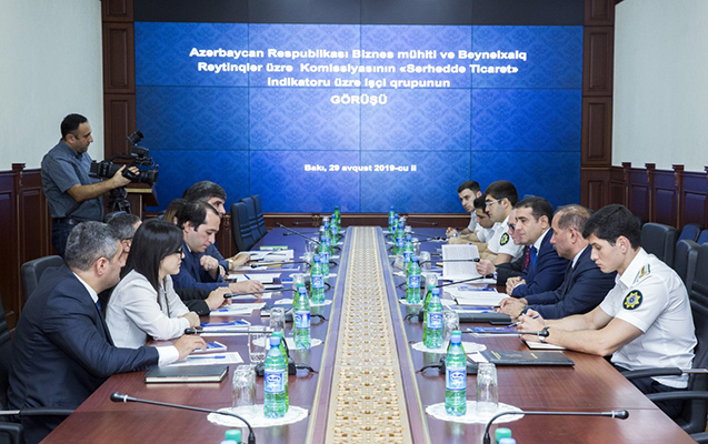 serhedde-ticaret-indikatoru-uzre-isci-qrupunun-gorusu-kecirilib