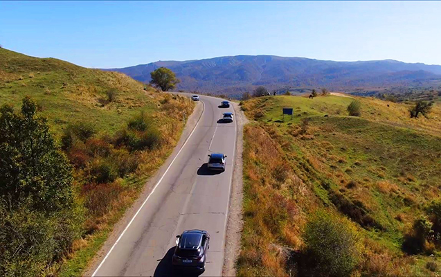 toyota-hibridinin-qafqaz-triumfu