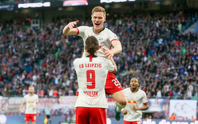 leyptsiqden-8-qollu-qelebe