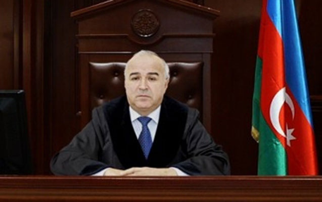 azerbaycanda-mehkeme-sedri-dunyasini-deyisdi