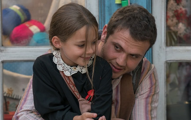 bakida-bu-filme-100-minden-cox-insan-baxib