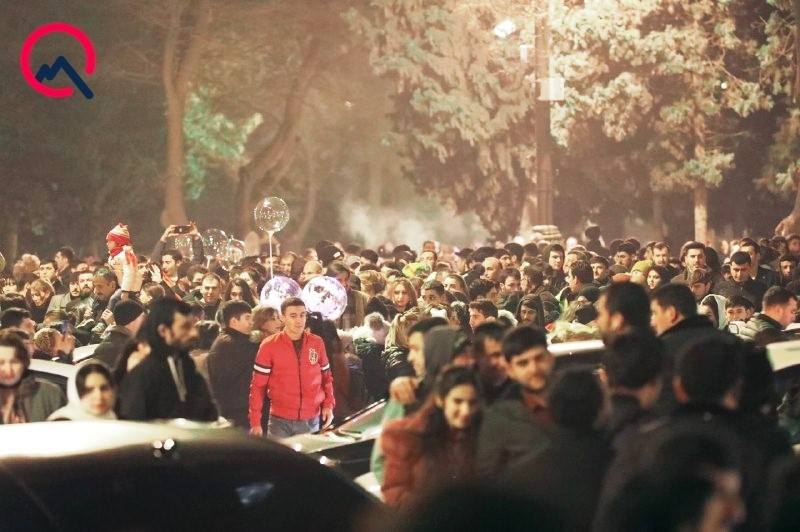 baki-bayrami-nece-kecirdi
