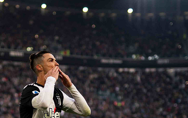 ronaldo-het-triki-ile-yuventusdan-darmadagin