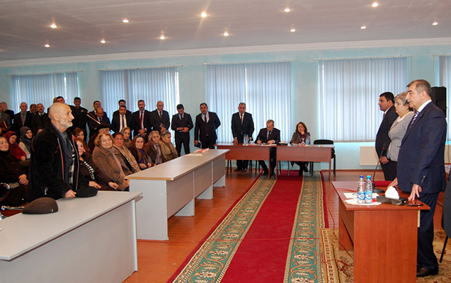 ilqar-abbasov-seyyar-gorus-kecirdi