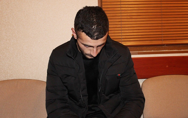 qizil-ogurlayib-eylenceye-xercledi