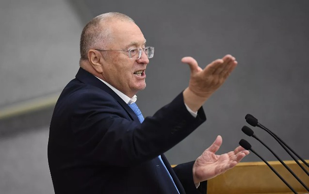 “Nazarbayev ölüb, basdırıblar” — Jirinovski