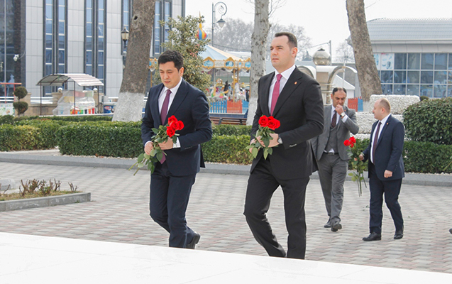 aniia-nin-6-ci-yigincagi-kecirildi