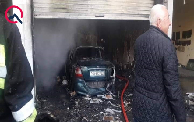 avtomobil-sexinde-yangin-xesaret-alan-var