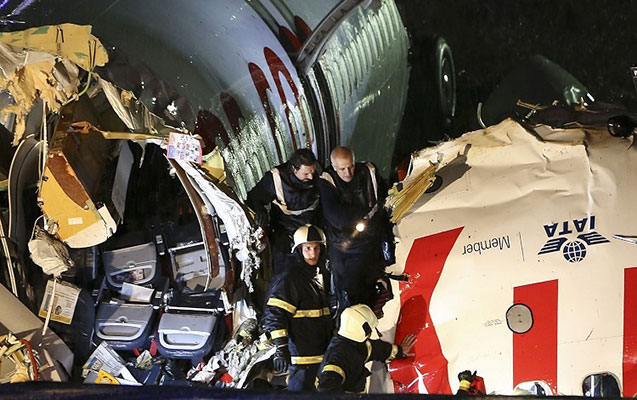 istanbulda-teyyare-ucus-zolagindan-cixdi-1-olu-157-yarali