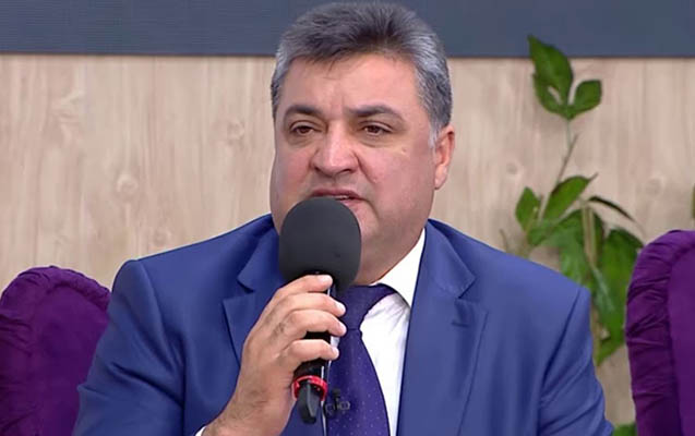 yemeyime-atdiqlari-mismar-3-il-bogazimda-qaldi