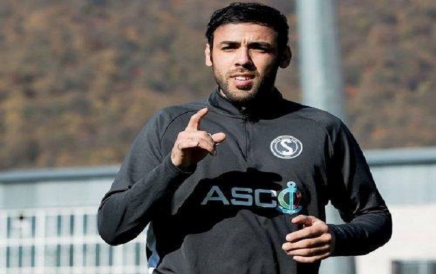 azerbaycanli-futbolcu-umit-ozatin-klubunda
