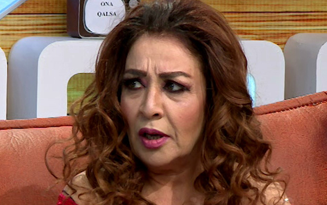 teyyarede-mahni-oxudum-pulumu-vermediler
