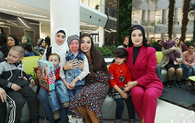 leyla-eliyeva-xestelikden-eziyyet-ceken-usaqlarla-gorusdu