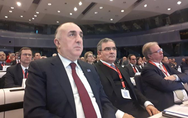 elmar-memmedyarov-brusselde-konfransda