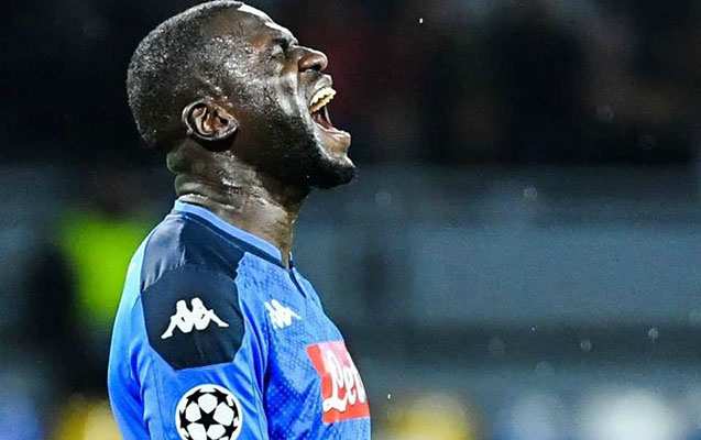 napoli-barselona-onune-ciddi-itki-ile-cixacaq