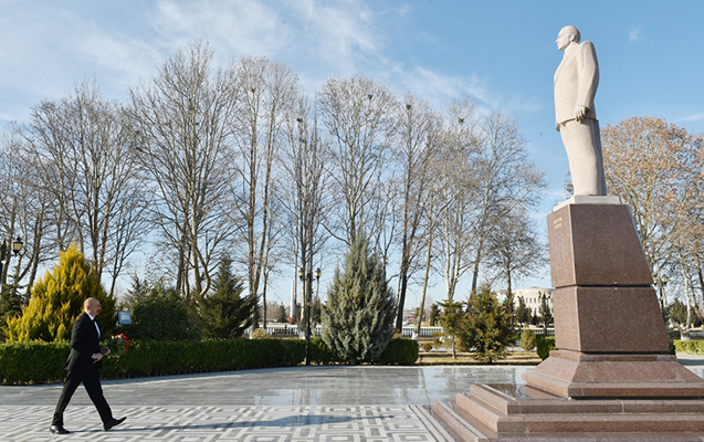 prezident-qazaxa-sefere-gedib