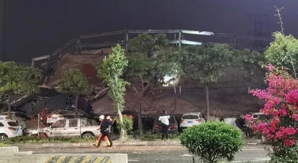 cinde-otel-cokdu-dagintilar-altinda-qalanlar-var