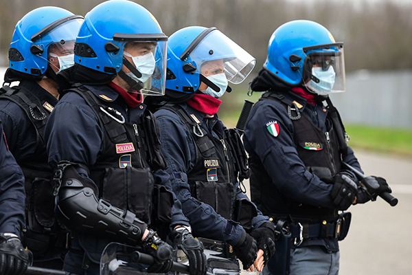 italiya-koronavirusa-gore-qirmizi-zona-elan-edildi