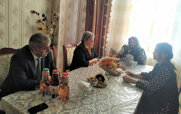sirvan-seherinde-sehid-aileleri-ziyaret-edilib