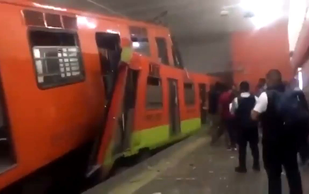 meksikada-iki-metro-qatari-toqqusdu