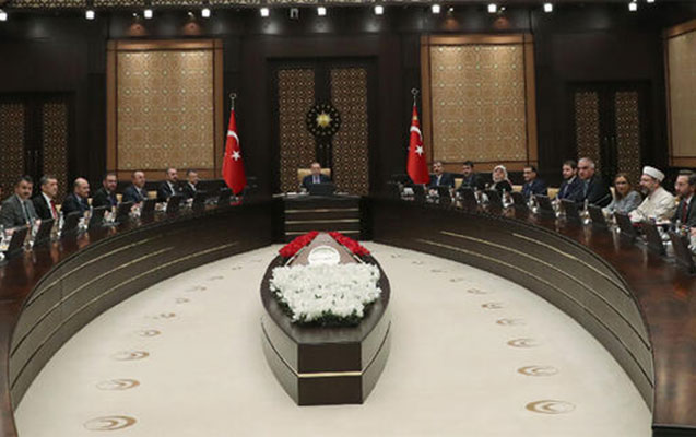 turkiyede-de-mektebler-baglandi