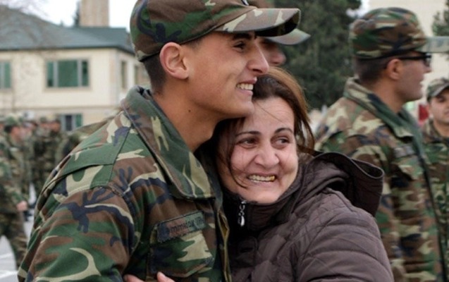 azerbaycan-ordusunda-valideyn-gorusleri-qadagan-edildi