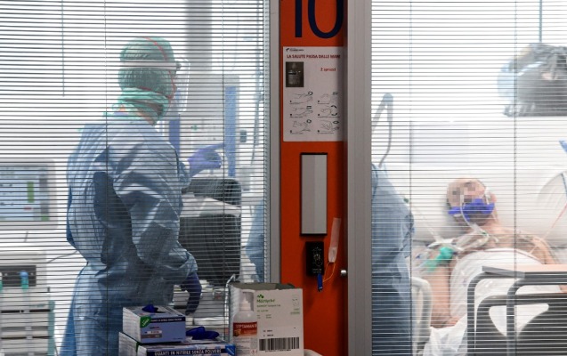 İtaliyada koronavirusdan ölənlərin sayı 25 mini keçdi