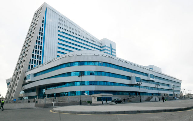 yeni-klinikada-100-den-cox-koronavirus-xestesi-var
