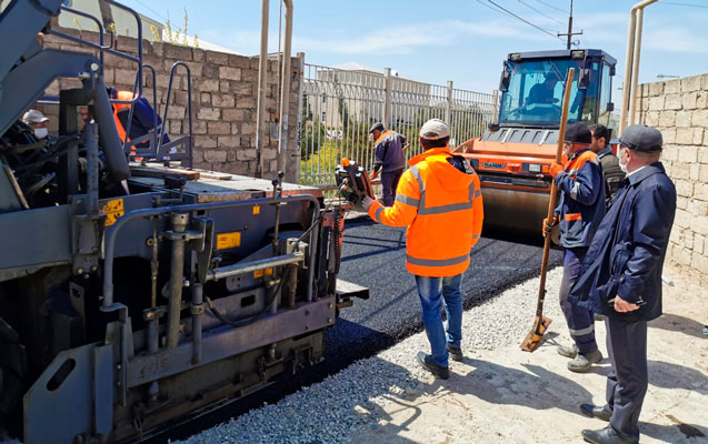 suraxani-rayonunun-hovsan-qesebesinde-asfaltlanma-isleri-davam-etdirilir