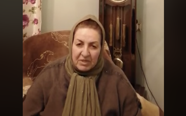 isden-bilerekden-cixarildigini-iddia-eden-qadinla-bagli