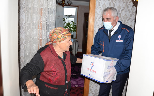 azerisiq-simal-ve-qerb-regionlarinda-sosial-aksiya-heyata-kecirir