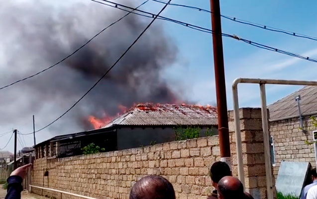 mektebin-yaxinligindaki-yangin-sonduruldu