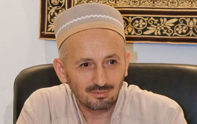 dagistan-muftisi-ailesi-ile-birlikde-koronavirusa-yoluxdu