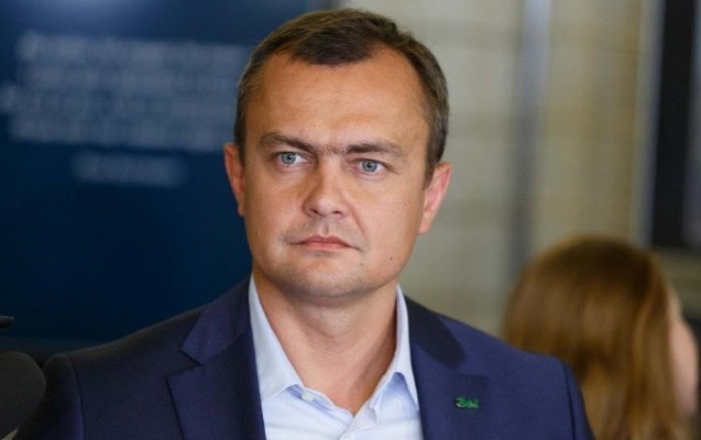 ukraynali-deputat-koronavirusa-yoluxdu