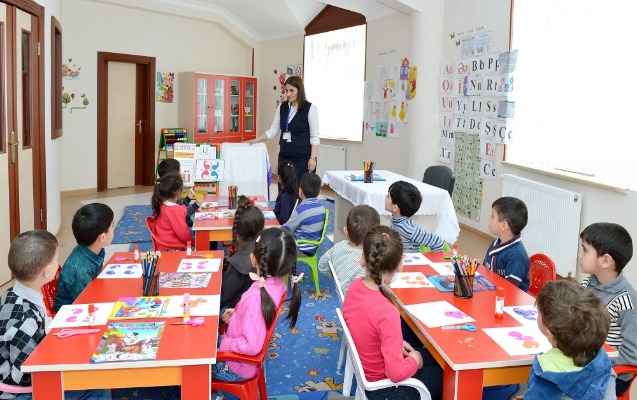 dovlet-usaq-muessiselerinin-sayi-azalib