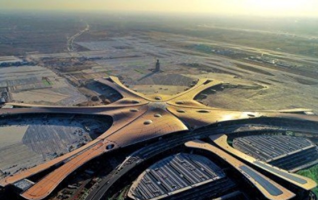 pekin-aeroportunda-yuzlerle-reys-legv-edildi