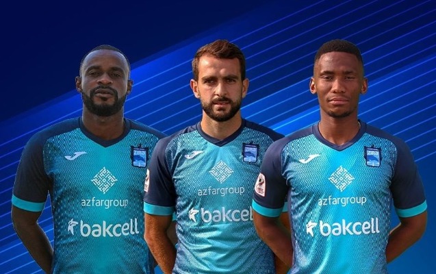 zire-3-futbolcu-ile-yollarini-ayirdi